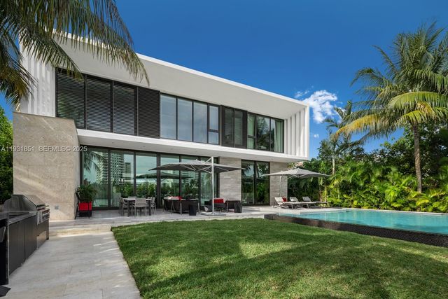 6411 Allison Rd, Miami Beach, FL 33141