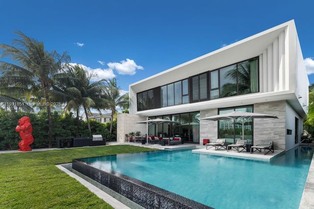 6411 Allison Rd, Miami Beach, FL 33141