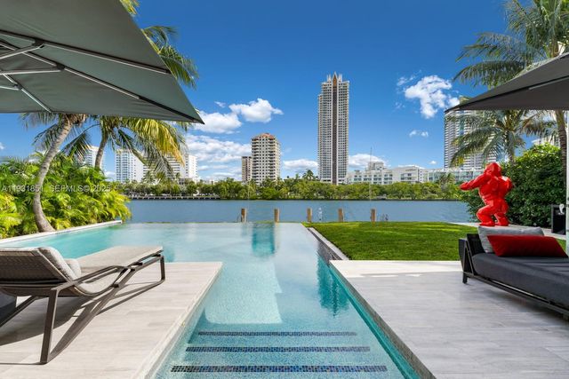 6411 Allison Rd, Miami Beach, FL 33141