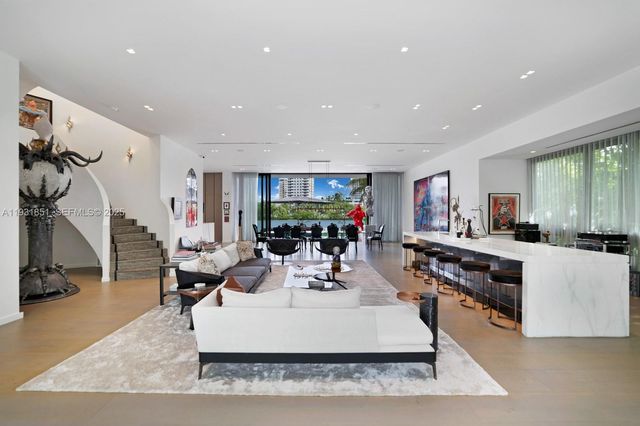 6411 Allison Rd, Miami Beach, FL 33141