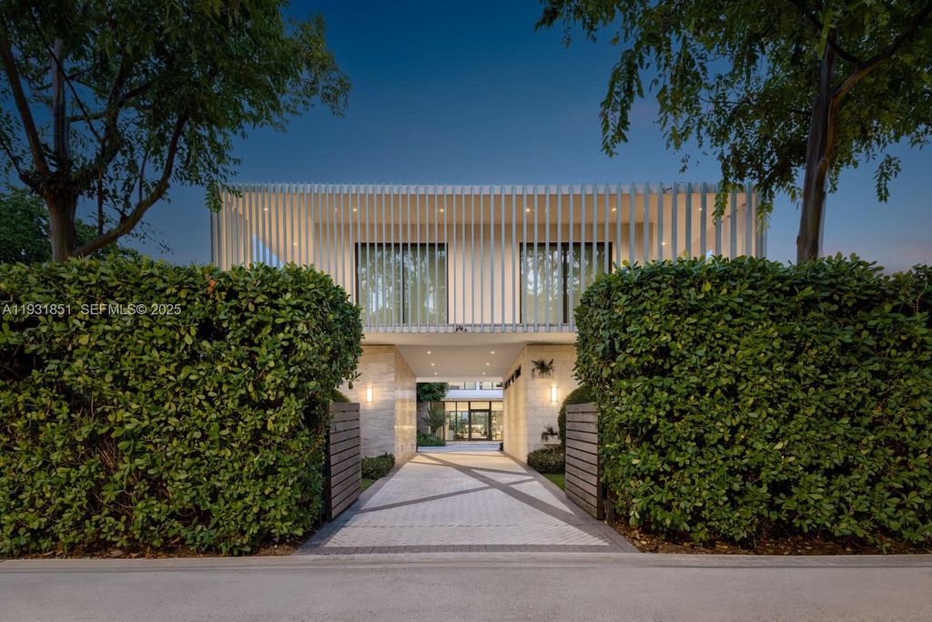 6411 Allison Rd, Miami Beach, FL 33141