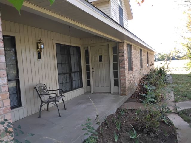 741 Vz County Road 3403, Wills Point, TX 75169