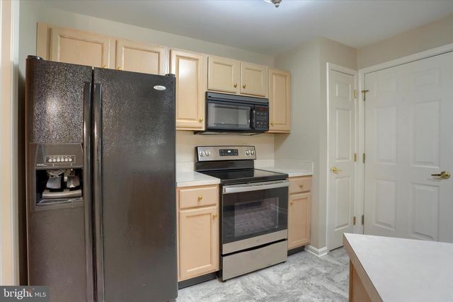 484 BRIGHTON PL, Mechanicsburg, PA 17055