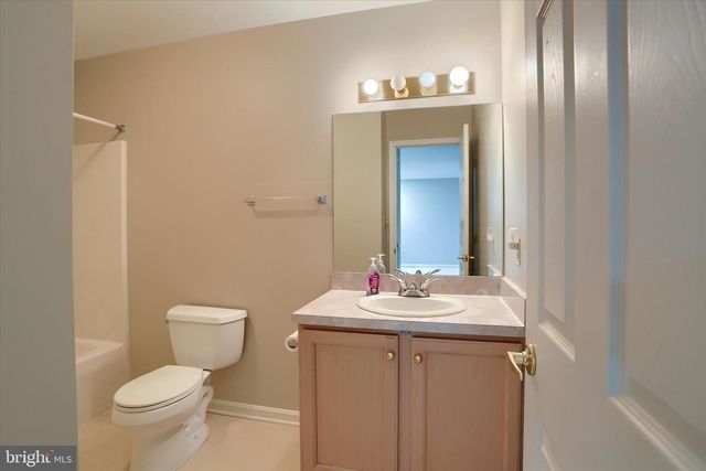 484 BRIGHTON PL, Mechanicsburg, PA 17055