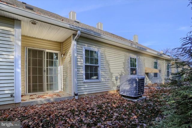 484 BRIGHTON PL, Mechanicsburg, PA 17055