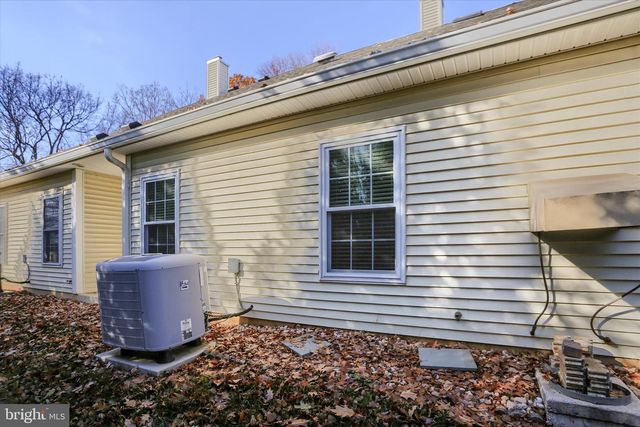 484 BRIGHTON PL, Mechanicsburg, PA 17055