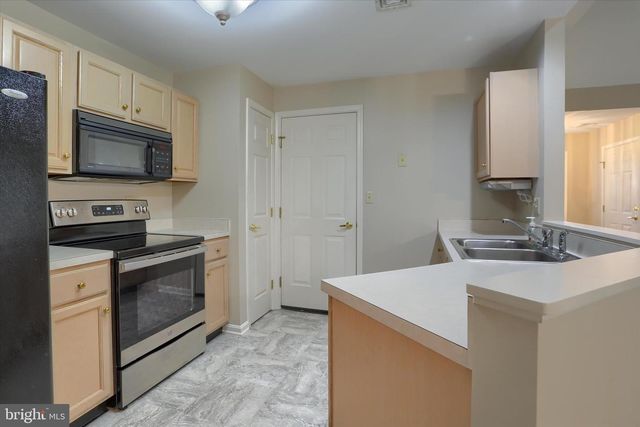 484 BRIGHTON PL, Mechanicsburg, PA 17055