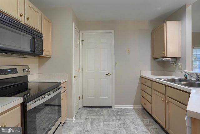 484 BRIGHTON PL, Mechanicsburg, PA 17055