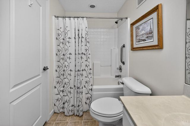 1185 Creek Cove, Hamilton Twp, OH 45039