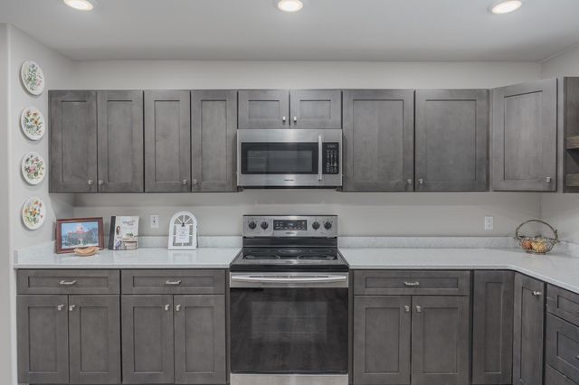 1983 CHENA POINT AVENUE, Fairbanks, AK 99709