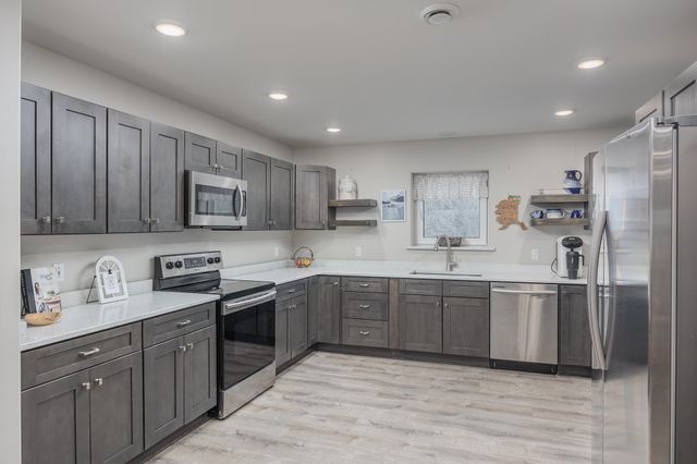 1983 CHENA POINT AVENUE, Fairbanks, AK 99709