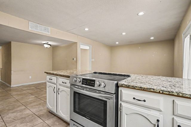 7107 Blackberry Drive, Arlington, TX 76016