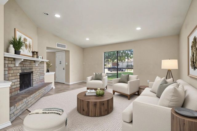 7107 Blackberry Drive, Arlington, TX 76016
