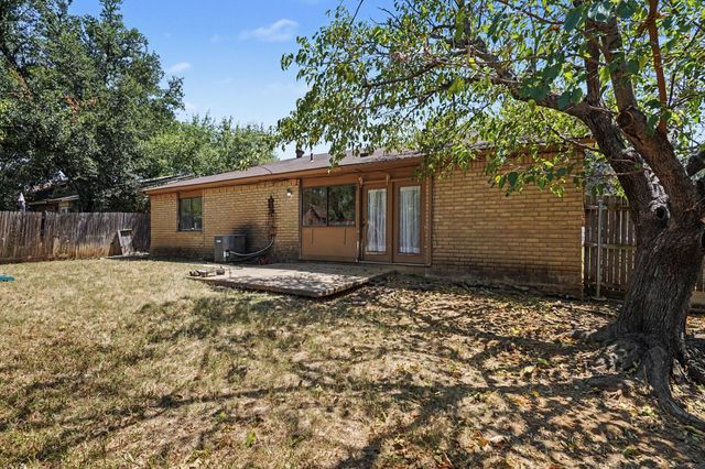 7107 Blackberry Drive, Arlington, TX 76016