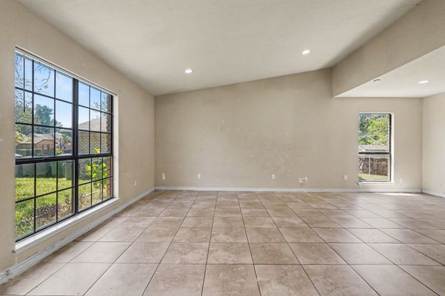 7107 Blackberry Drive, Arlington, TX 76016