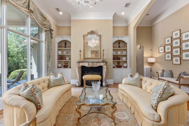 7555 River Crest Drive, Columbus, GA 31904