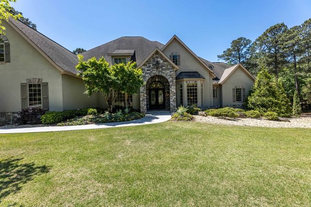 7555 River Crest Drive, Columbus, GA 31904