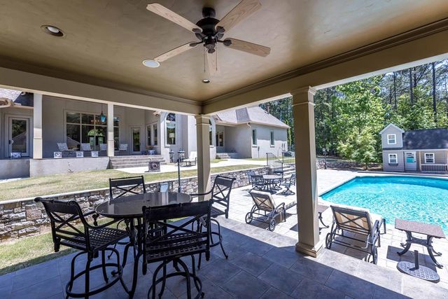 7555 River Crest Drive, Columbus, GA 31904