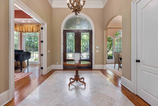 7555 River Crest Drive, Columbus, GA 31904