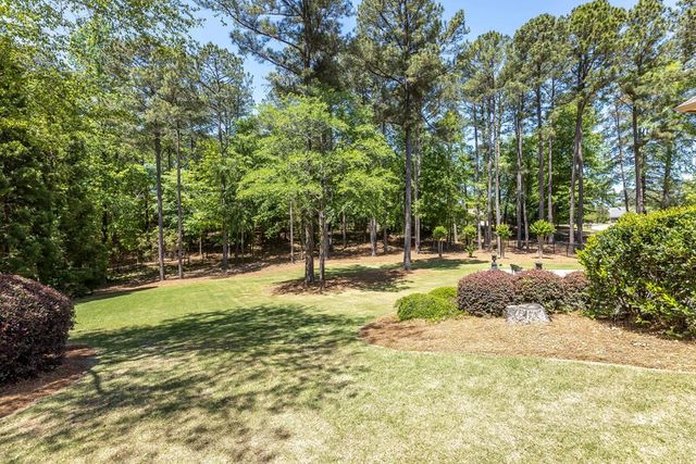 7555 River Crest Drive, Columbus, GA 31904
