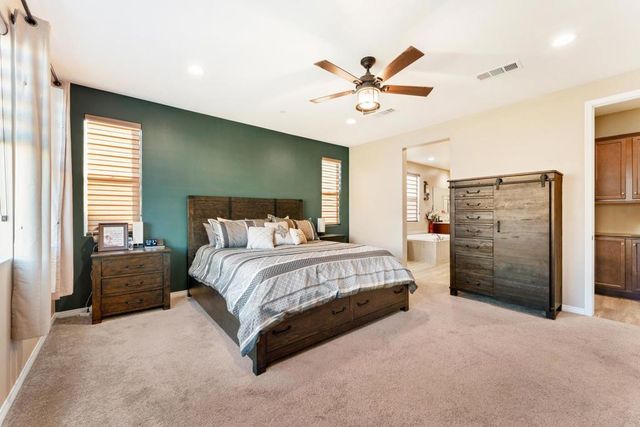 51862 Via Crespi, La Quinta, CA 92253