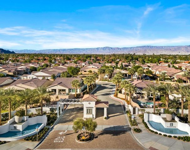 51862 Via Crespi, La Quinta, CA 92253