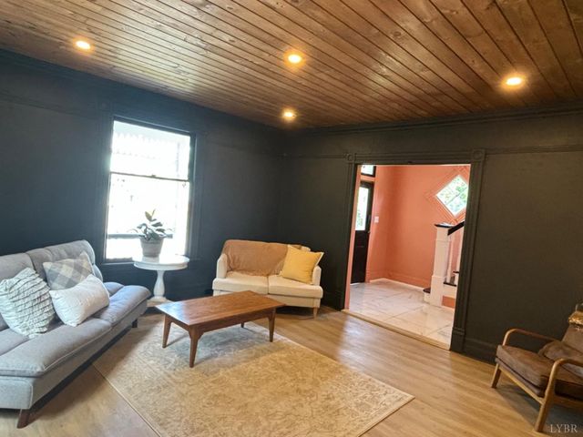 850 Rivermont Avenue, Lynchburg, VA 24504