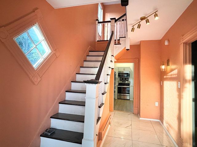 850 Rivermont Avenue, Lynchburg, VA 24504