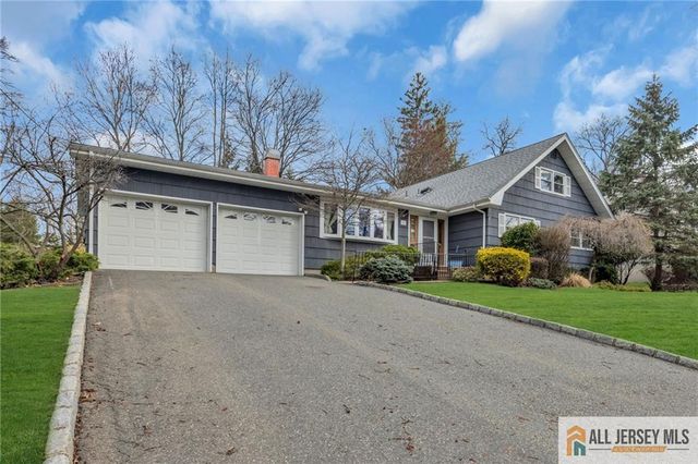 25 Greenwich Road, Edison, NJ 08820