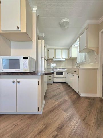 36801 CAMELIA COURT, Zephyrhills, FL 33542