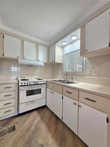 36801 CAMELIA COURT, Zephyrhills, FL 33542