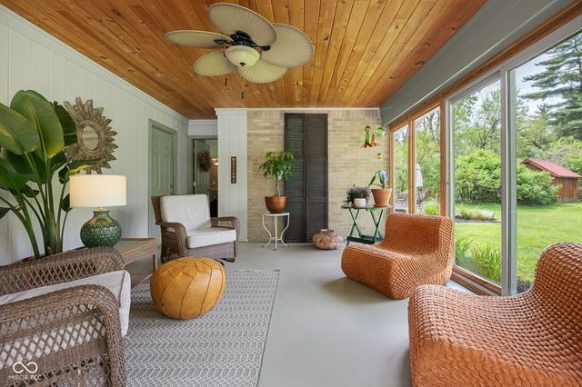 7050 Allisonville Road, Indianapolis, IN 46220