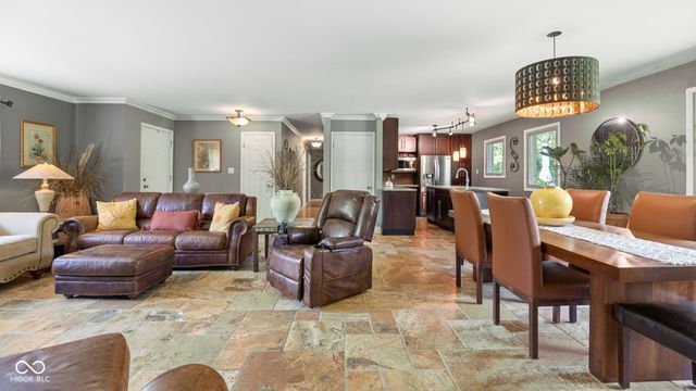 7050 Allisonville Road, Indianapolis, IN 46220