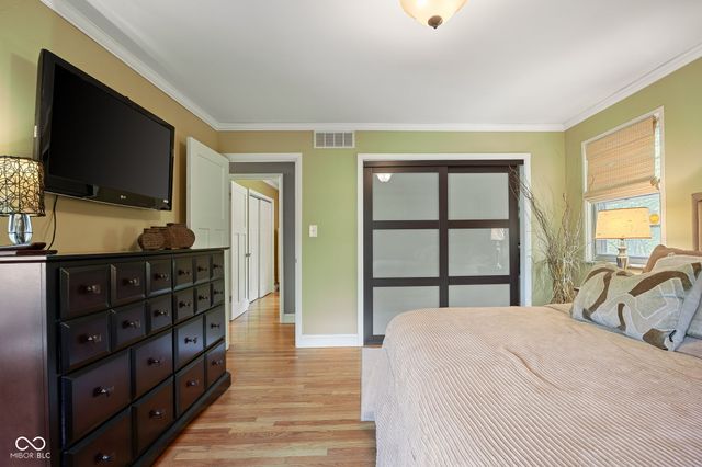 7050 Allisonville Road, Indianapolis, IN 46220