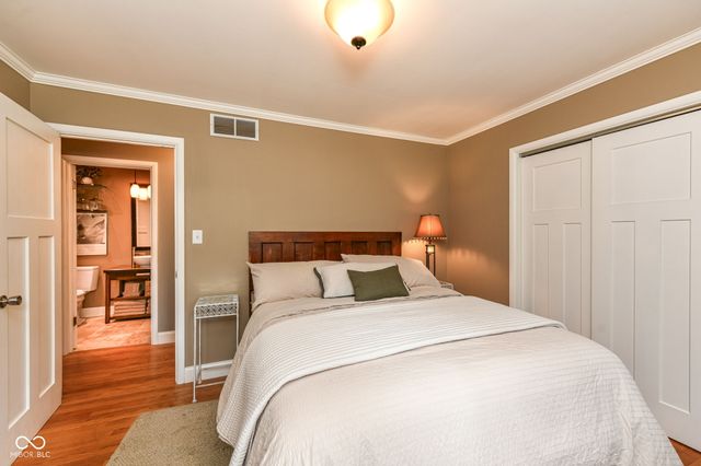 7050 Allisonville Road, Indianapolis, IN 46220