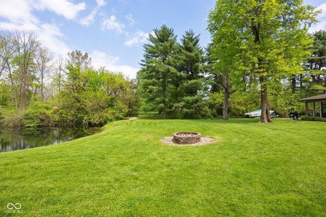 7050 Allisonville Road, Indianapolis, IN 46220