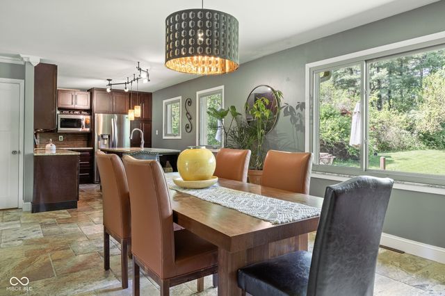 7050 Allisonville Road, Indianapolis, IN 46220