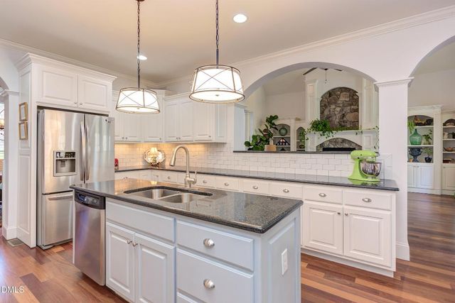 2032 Silverleaf Drive, Youngsville, NC 27596