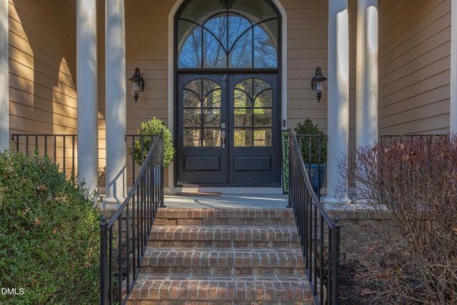 2032 Silverleaf Drive, Youngsville, NC 27596