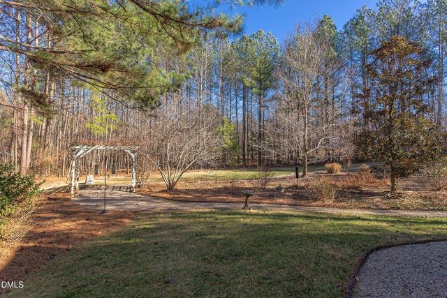 2032 Silverleaf Drive, Youngsville, NC 27596