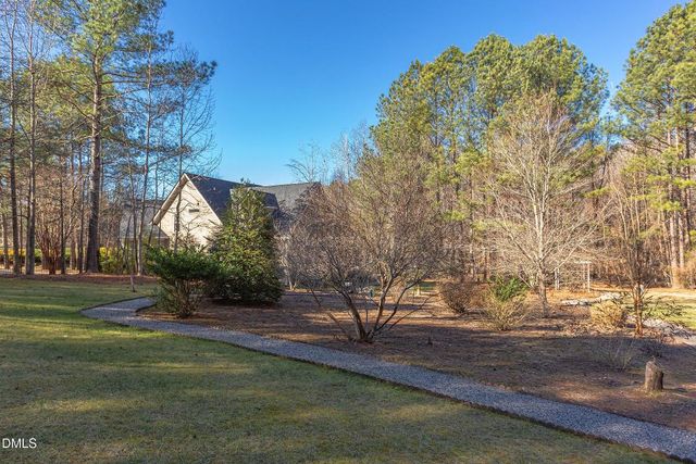 2032 Silverleaf Drive, Youngsville, NC 27596
