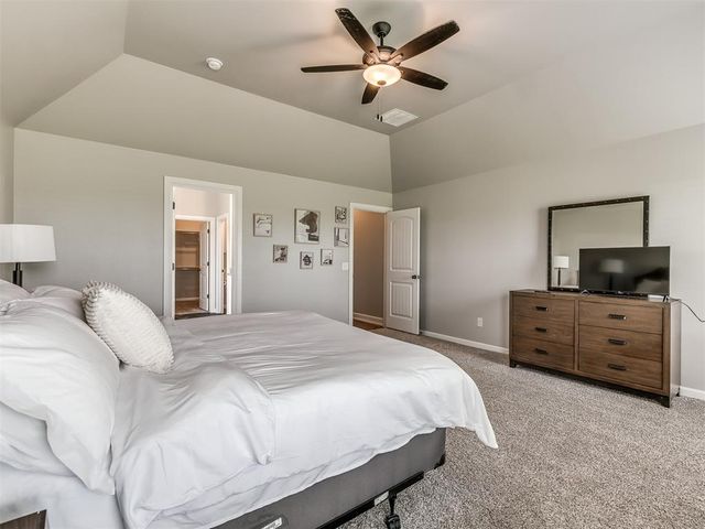 14542 Fox Lair Lane, Edmond, OK 73025