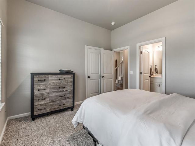 14542 Fox Lair Lane, Edmond, OK 73025