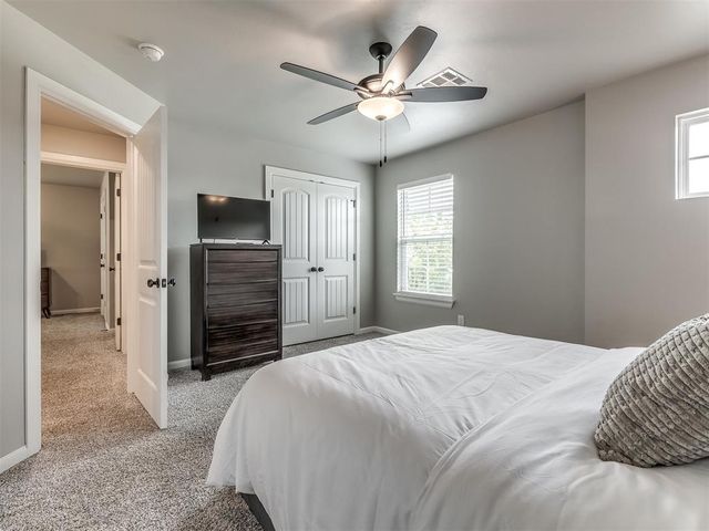 14542 Fox Lair Lane, Edmond, OK 73025