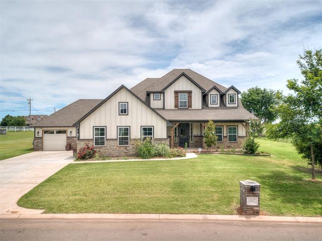 14542 Fox Lair Lane, Edmond, OK 73025