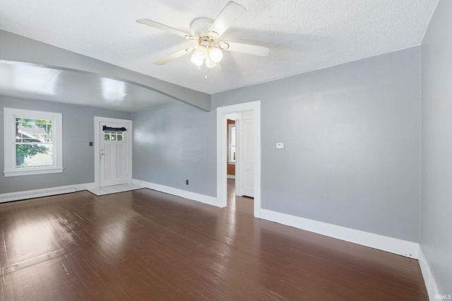 1026 Pemberton Drive, Fort Wayne, IN 46805