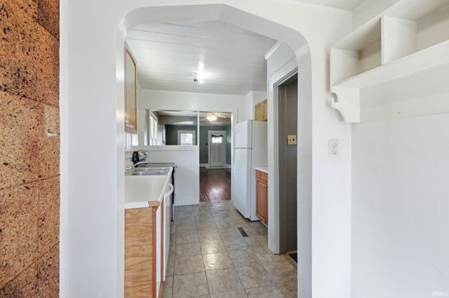 1026 Pemberton Drive, Fort Wayne, IN 46805