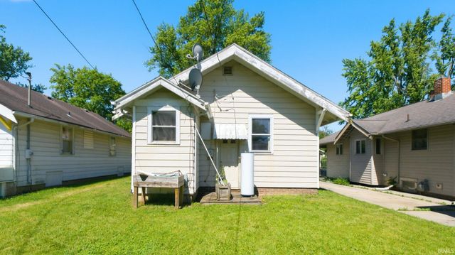 1026 Pemberton Drive, Fort Wayne, IN 46805