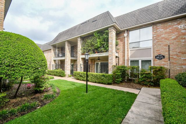 2230 S Piney Point Road 212, Houston, TX 77063