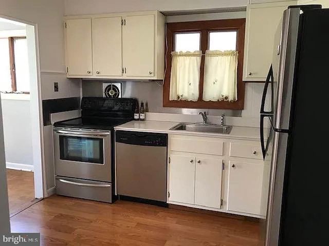 12 HOMEWOOD RD, Wilmington, DE 19803